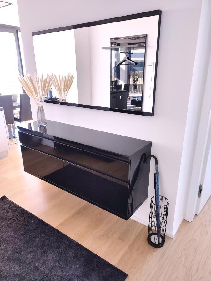 Panorama Apartment Vienna - Free Parking, Sauna & Fitness ภายนอก รูปภาพ
